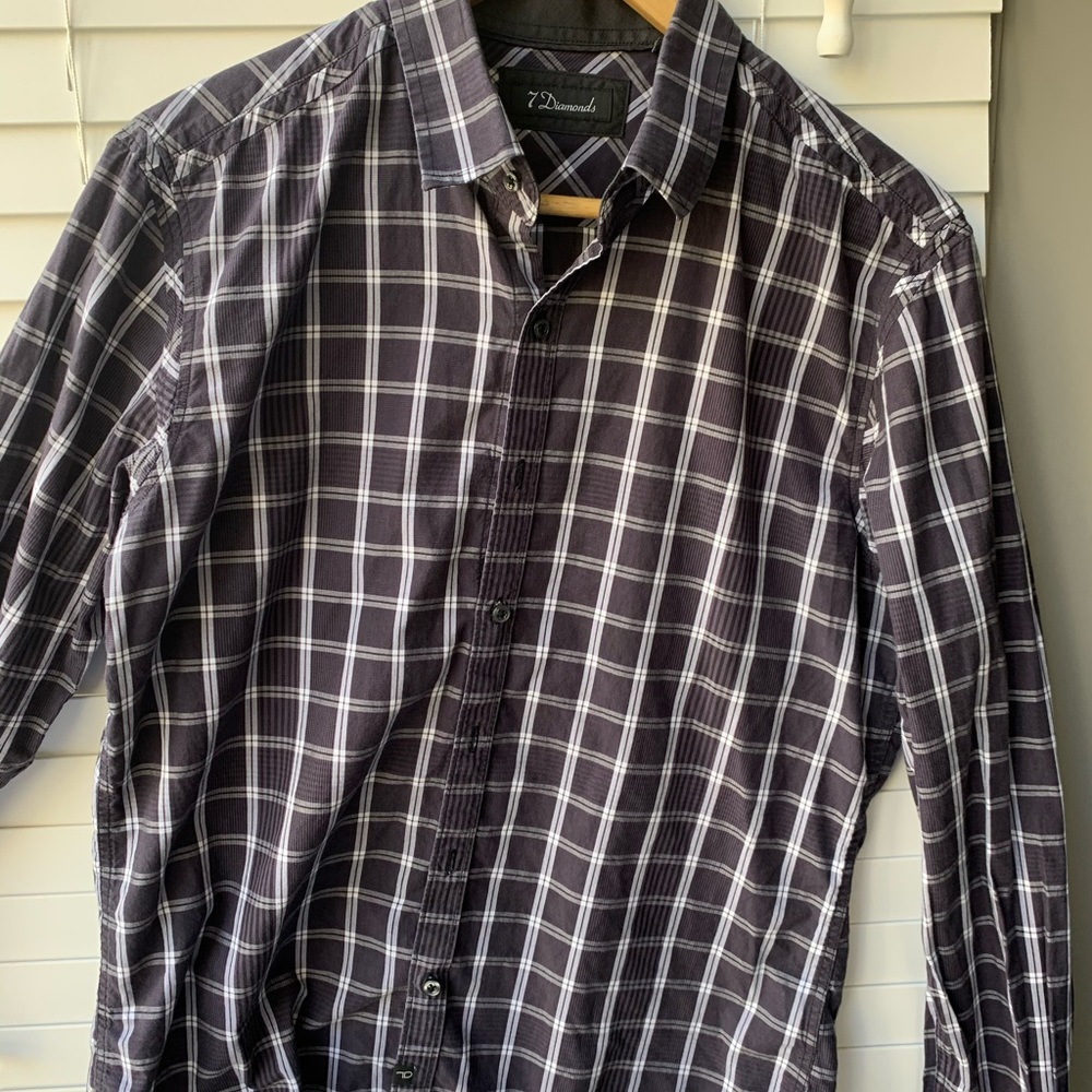 7 DIAMONDS button down men’s casual shirt size M